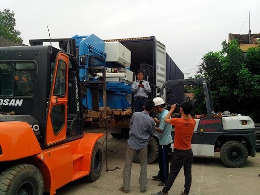 bốc xếp hàng hóa